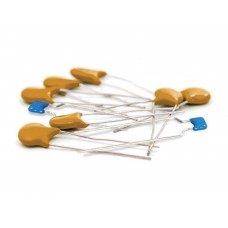 SET KERAMISCHE CONDENSATOREN -  224 st. - 10pF TOT 220nF