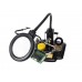 DERDE HAND MET VERGROOTGLAS EN SOLDEERTOOLS